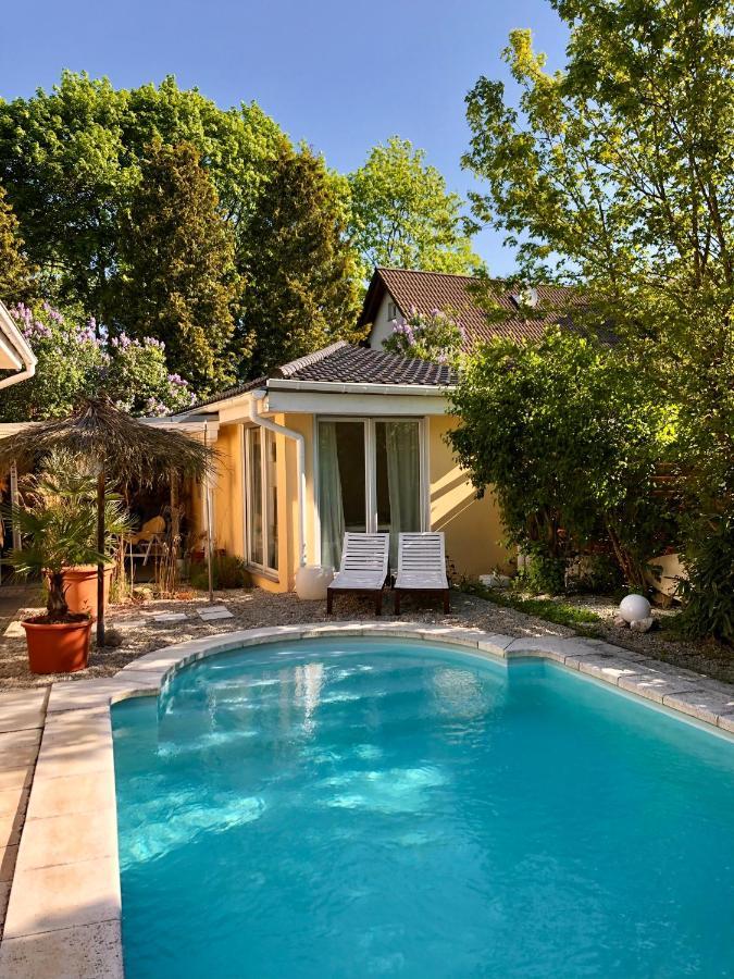 Apartment Tinyhouse Mit Pool, Outdoor Whirlpool Und Garten Petershagen-Eggersdorf Dış mekan fotoğraf